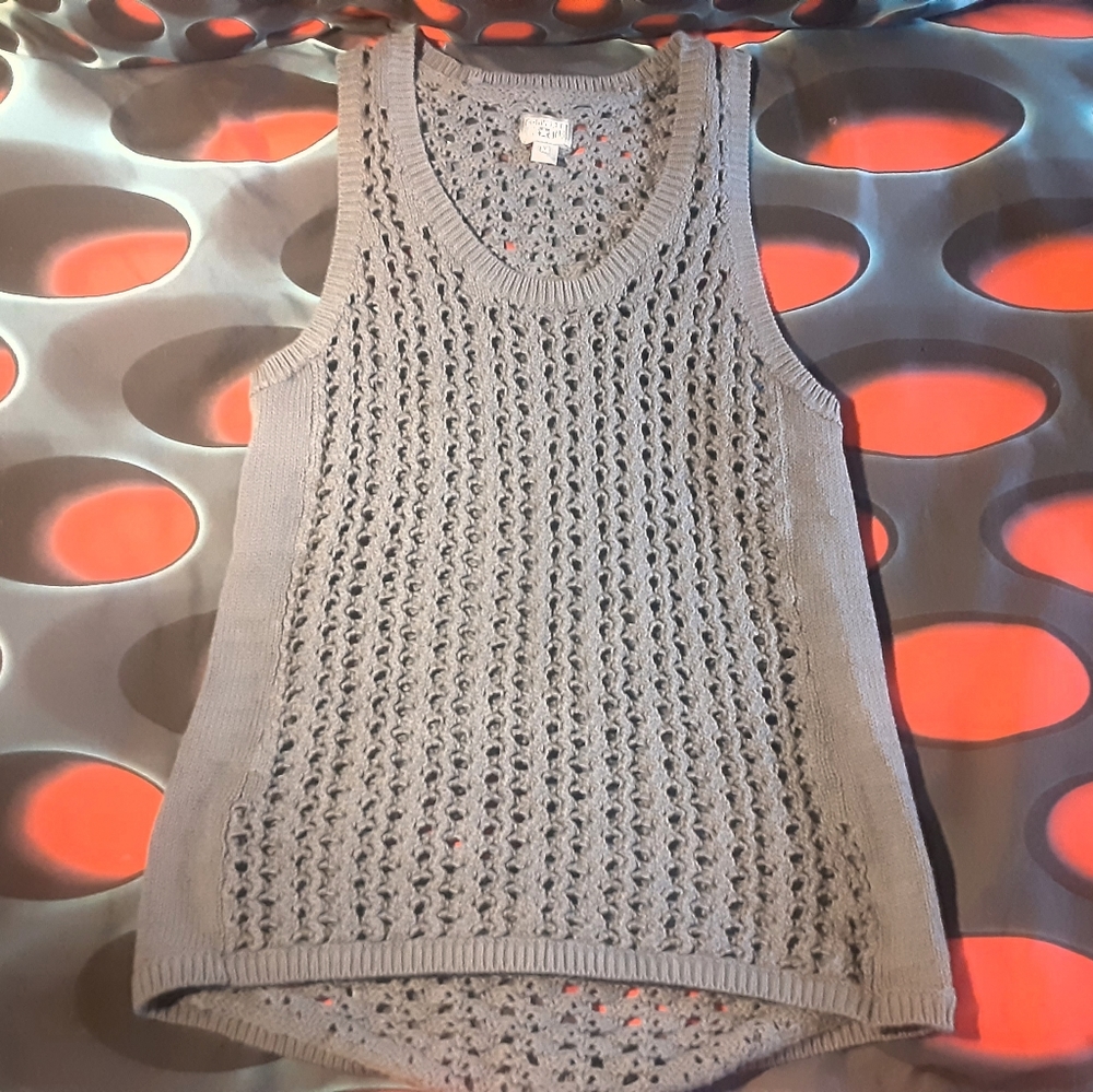 Converse tank top medium